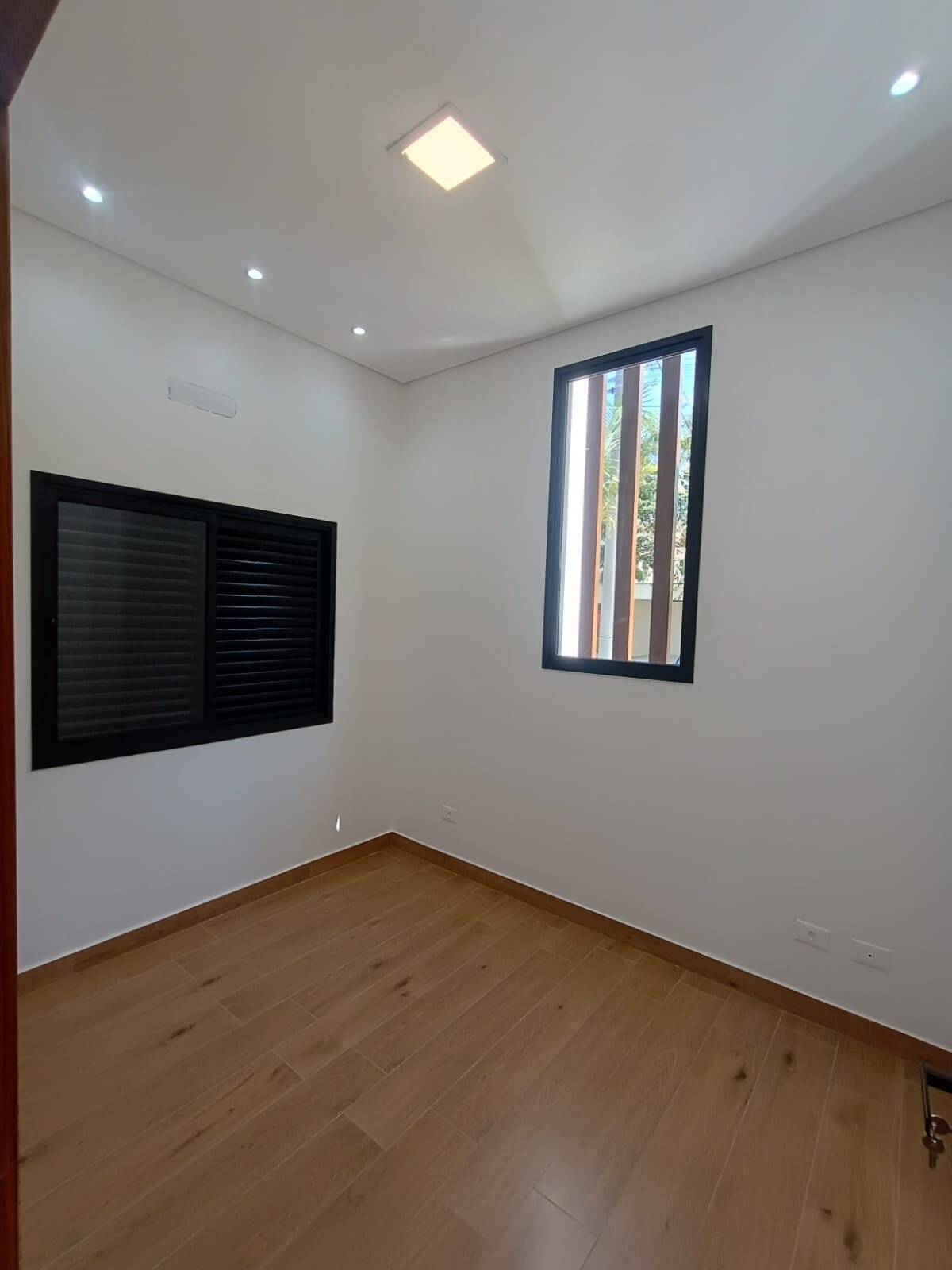 Casa para Venda em Taubaté - 23