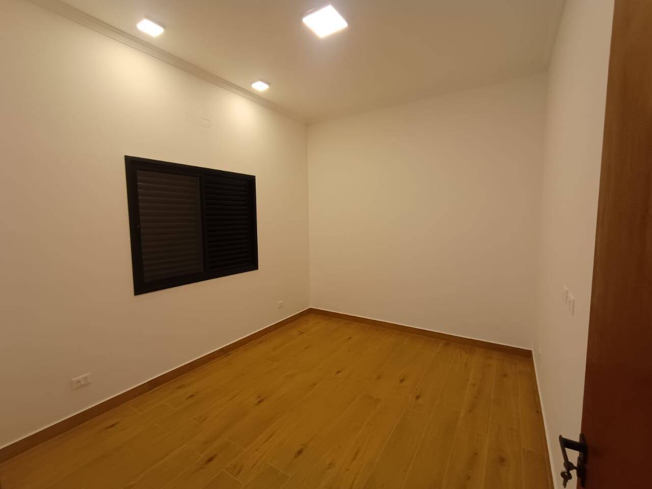 Casa para Venda em Taubaté - 14