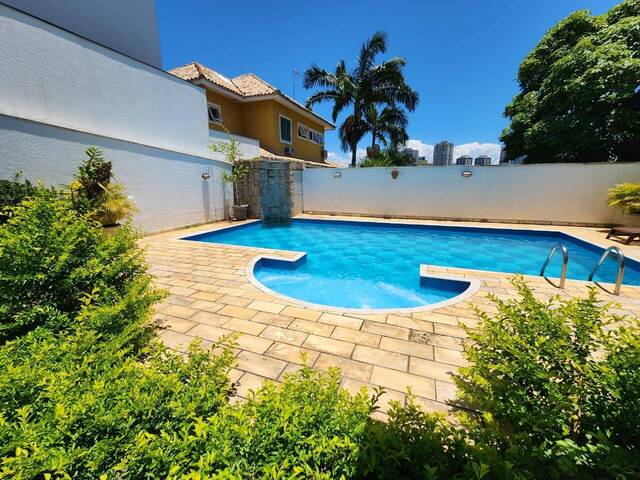 #327 - Casa para Venda em São José dos Campos - SP