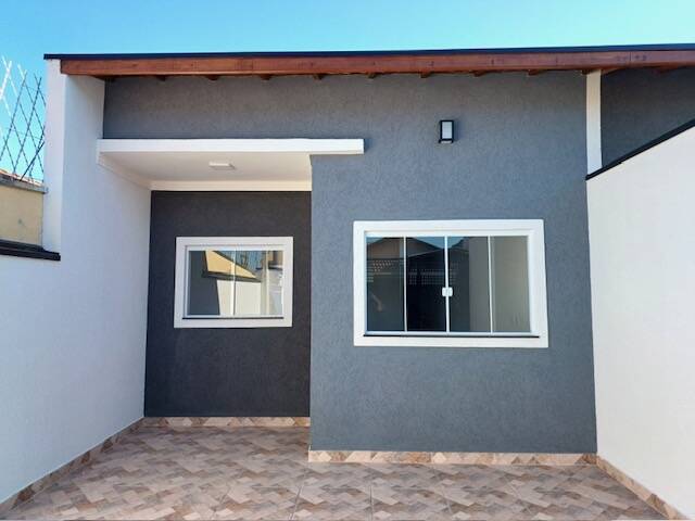 #328 - Casa para Venda em Taubaté - SP