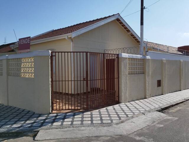 #330 - Casa para Venda em Taubaté - SP