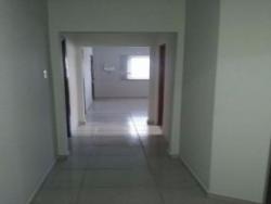 Casa para Venda em V. Jaboticabeira - 9